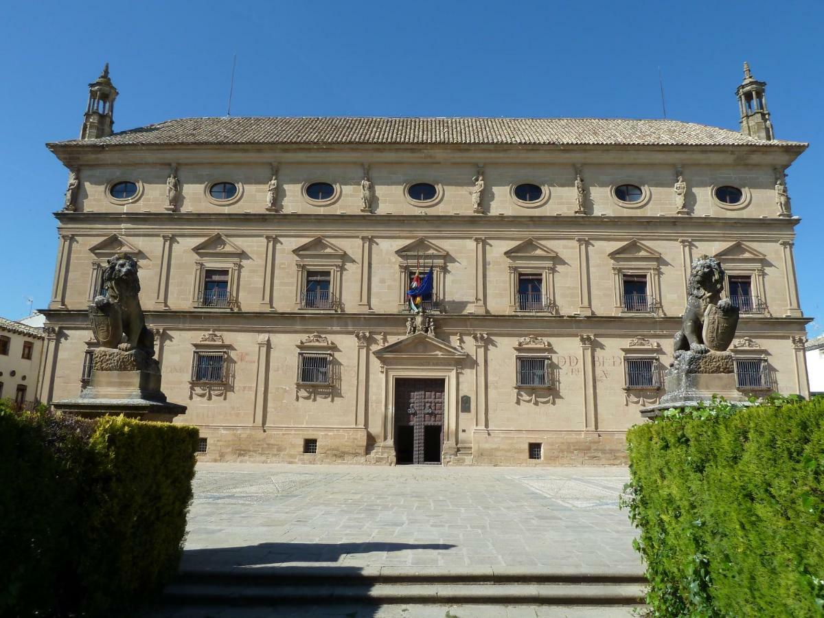 La Casa Del Alfarero - Premio Andalucia De Artesania Villa Úbeda Exterior foto